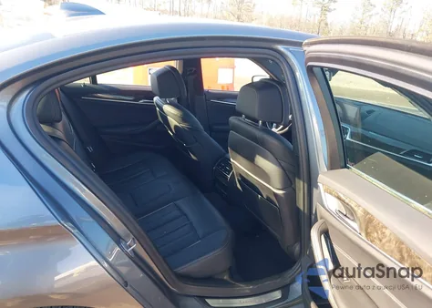 2019 BMW 540I xDrive z USA, uszkodzony, nr VIN WBAJE7C55KWW35427